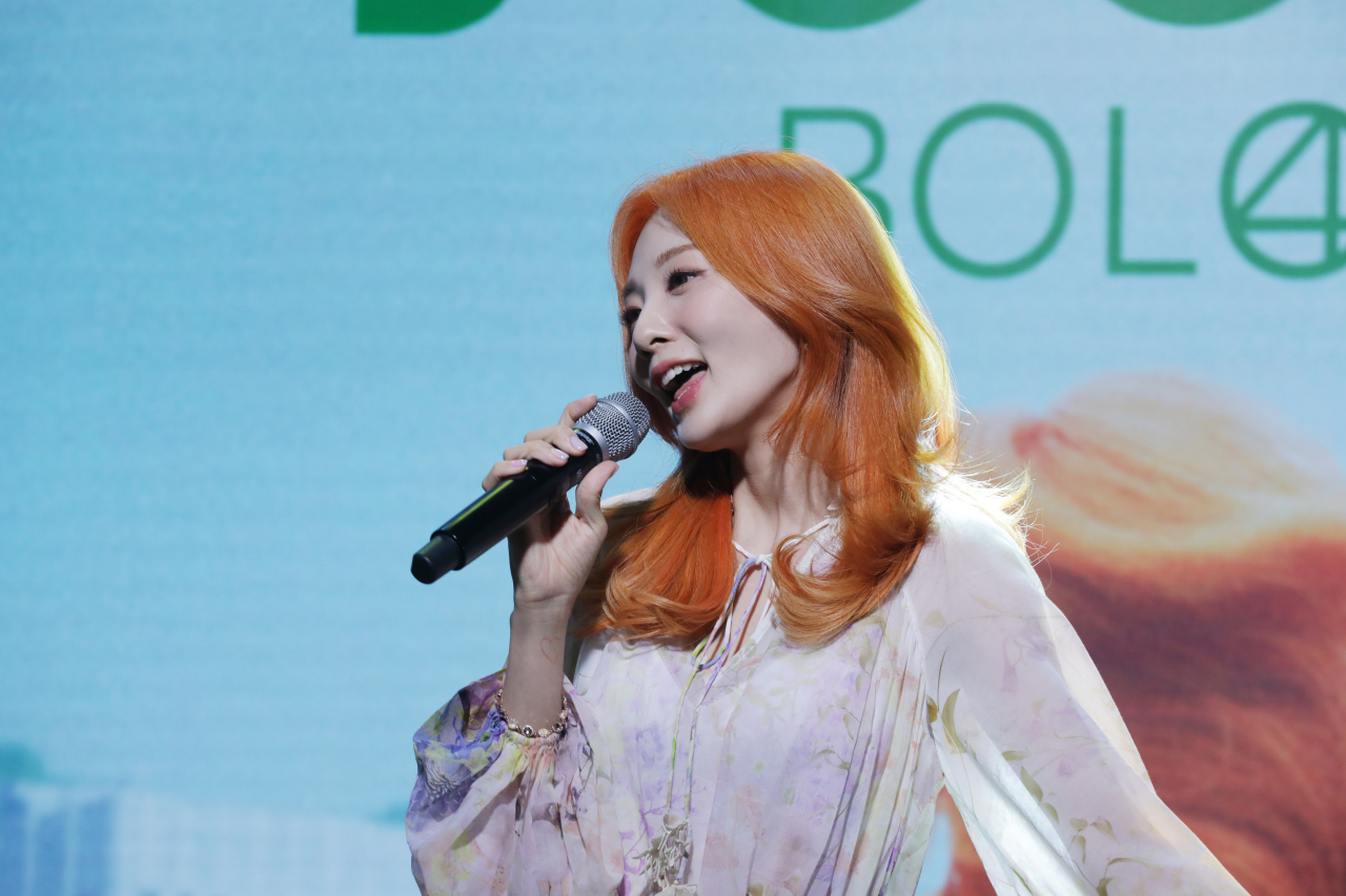 Bol4 performs at a media showcase for the EP “Seoul” in Seoul on April 20. (Shofar Entertainment)