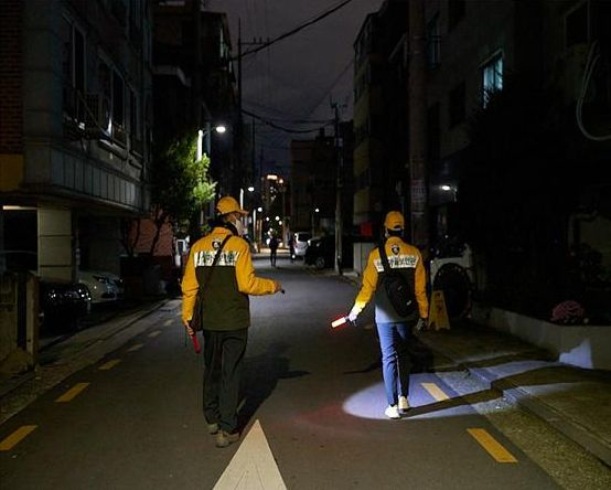은평구 마을보안관 순찰 모습 [은평구 제공]