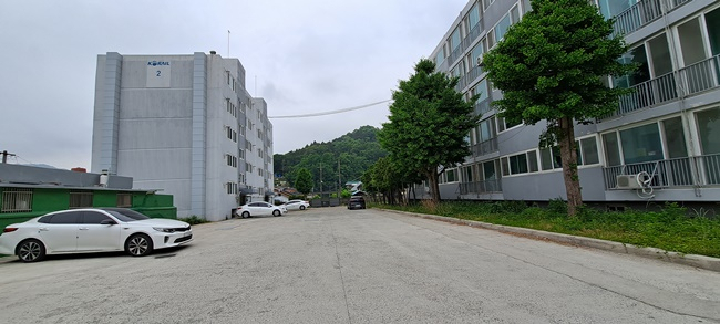 순천시 조곡동 철도 사원아파트 전경. [한국철도 광주전남본부 제공]