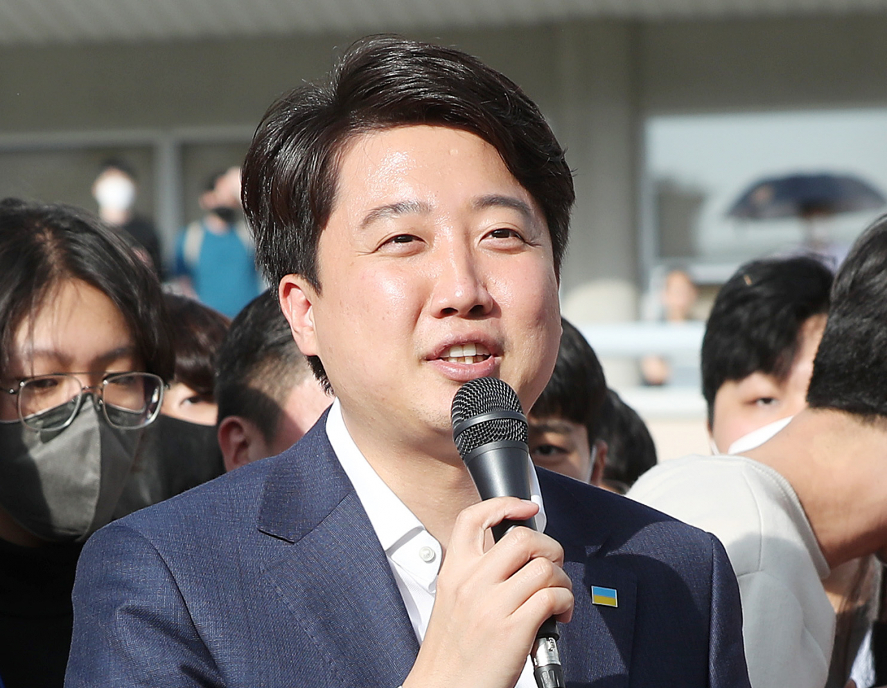 국민의힘 이준석 대표가 13일 오후 인천시 미추홀구 인하대학교에서 열린 청년 간담회에서 인사말을 하고 있다. [연합]