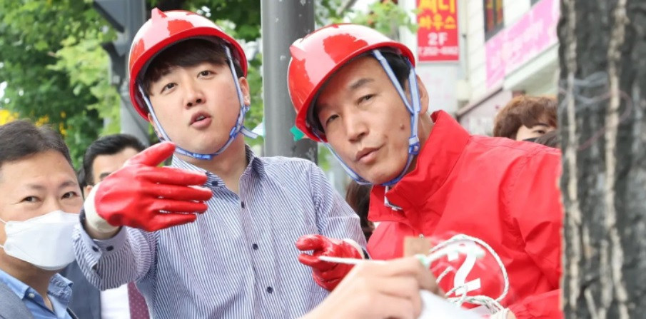 [이준석 국민의힘 대표 페이스북 일부 캡처]