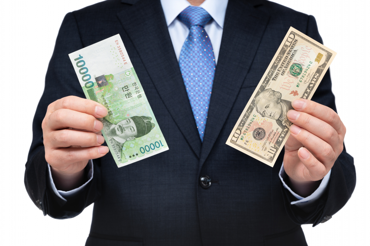 달러예금 5조 줄고, 엔화예금 늘어…달라진 환 투자법 [高환율 시대 재테크 ②] - 헤럴드경제