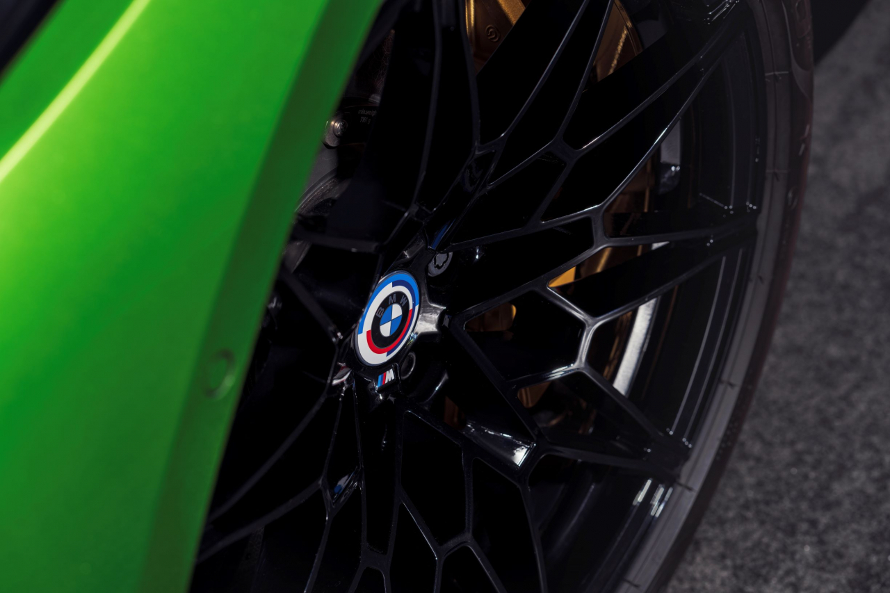 클래식 ‘BMW 모터스포츠’ 엠블럼. [BMW 코리아 제공]
