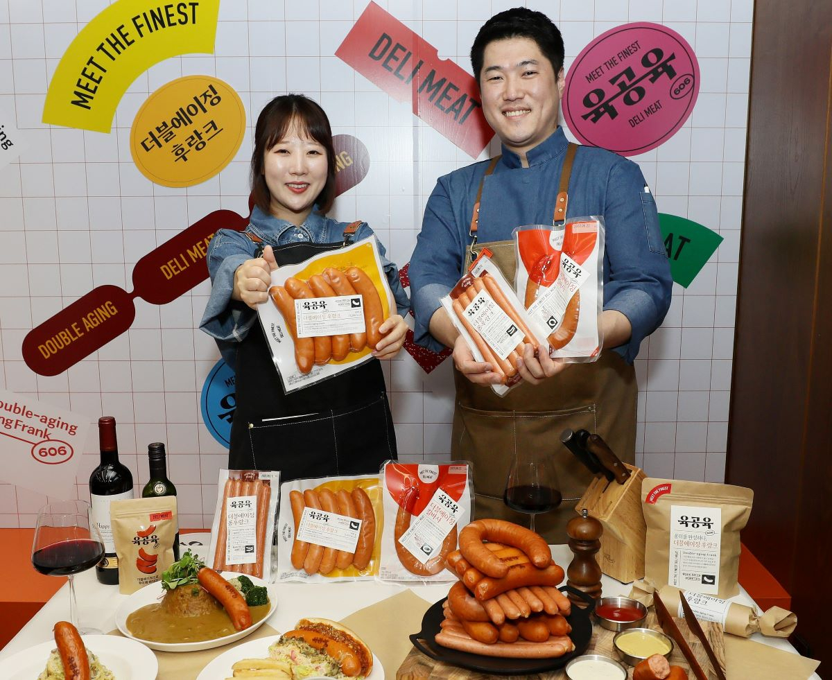 CJ제일제당이 26일 론칭한 프리미엄 델리미트 브랜드 '육공육'의 3종 제품. [CJ제일제당 제공]