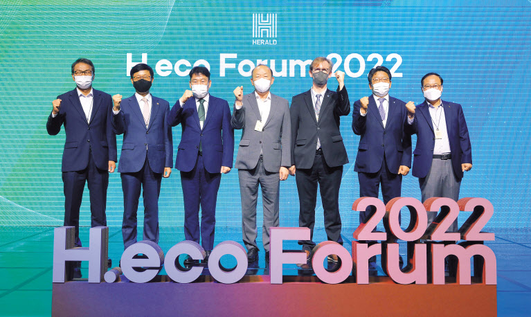 온·오프라인 열기 후끈…친환경 명함에 다회용기도 눈길 [H.eco Forum 2022-기후위기와 바다]