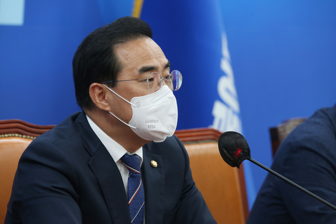 더불어민주당 박홍근 원내대표가 27일 오전 서울 여의도 국회에서 열린 주요현안 기자간담회에서 발언하고 있다. 이상섭 기자