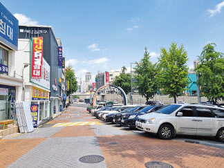 공영주차장과 가구매장들이 자리하고 있는 마포로4구역의 모습. [헤럴드경제DB]