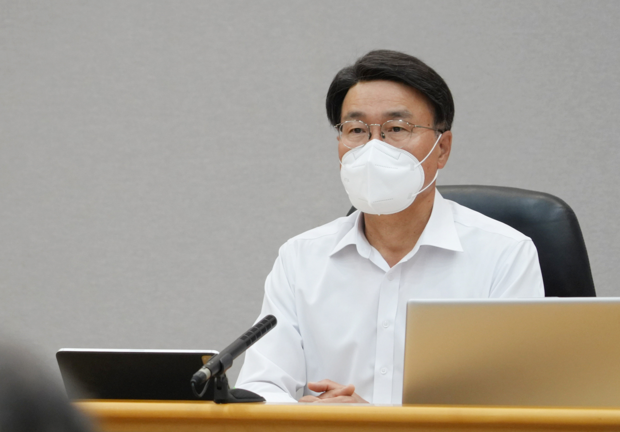 최정우 포스코그룹 회장이 2일 열린 포스코홀딩스 ‘미래기술전략회의’에서 발언하고 있다. [포스코홀딩스 제공]