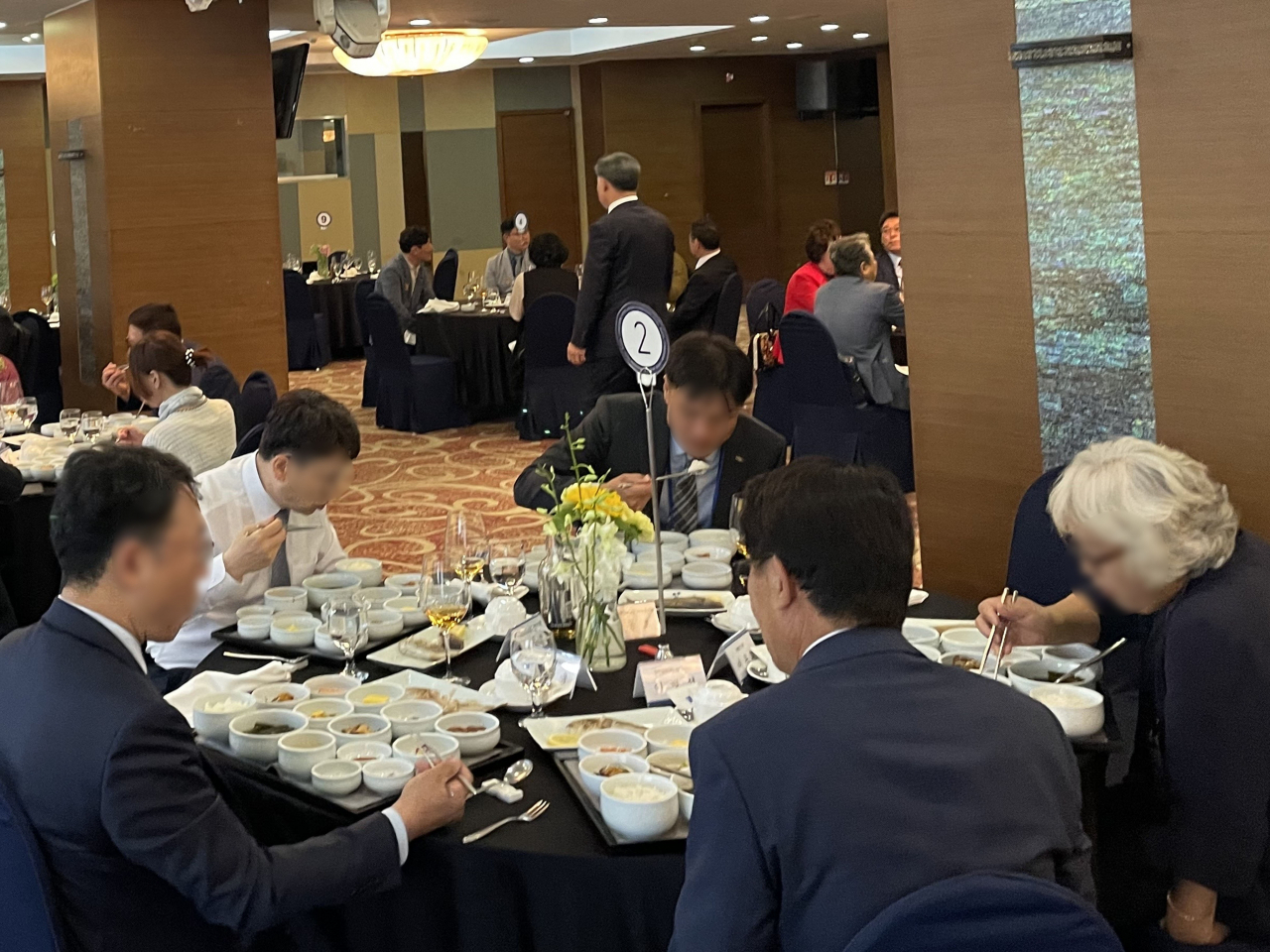 지난 31일 해양수산부가 주최한 제27회 바다의 날 기념식 공식 오찬주로 사용된 ‘시원매실골드29’. [대선주조 제공]