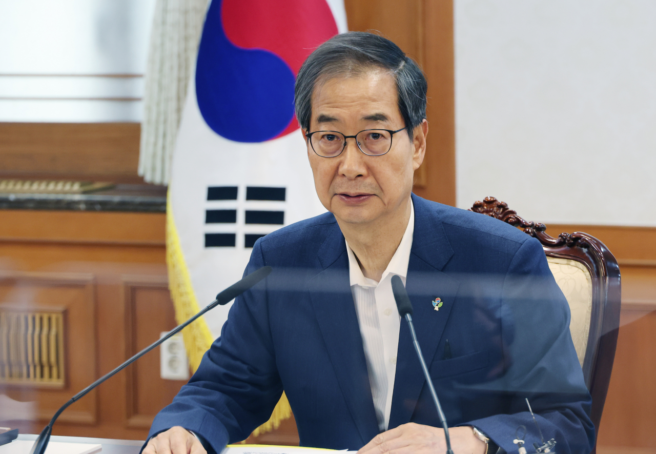한덕수 국무총리가 5일 정부서울청사에서 열린 국정현안점검관계장관회의를 주재하며 발언하고 있다. [연합]