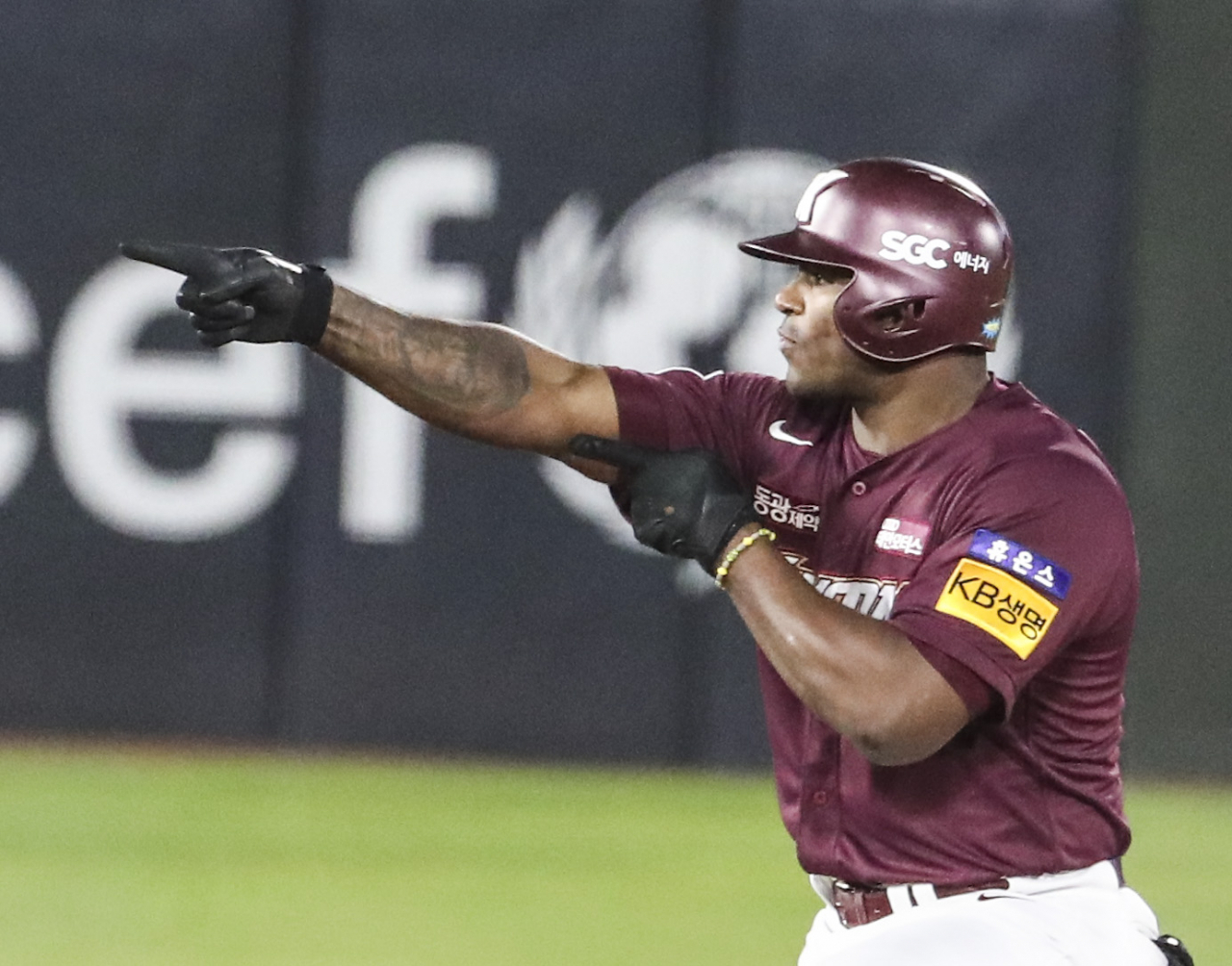 In this file photo from May 27, 2022, Yasiel Puig of the Kiwoom Heroes celebrates an RBI double against the Lotte Giants during the top of the seventh inning of a Korea Baseball Organization regular season game at Sajik Stadium in Busan, 325 kilometers southeast of Seoul. (Yonhap)