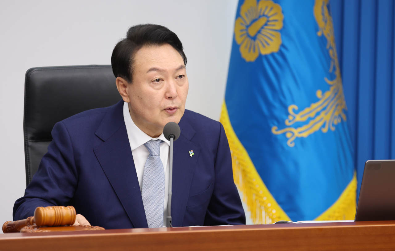 윤석열 대통령이 지난 7일 오전 서울 용산 대통령실 청사에서 열린 국무회의에서 발언하고 있다. [연합]