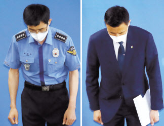 박상춘(왼쪽) 인천해양경찰서장과 윤형진 국방부 정책기획과장이 지난 16일 오후 인천시 연수구 인천해양경찰서에서 각각 ‘서해 공무원 피격사건’ 최종 수사 결과 브리핑과 추가 설명을 마친 뒤 취재진을 향해 인사하고 있다. [연합]