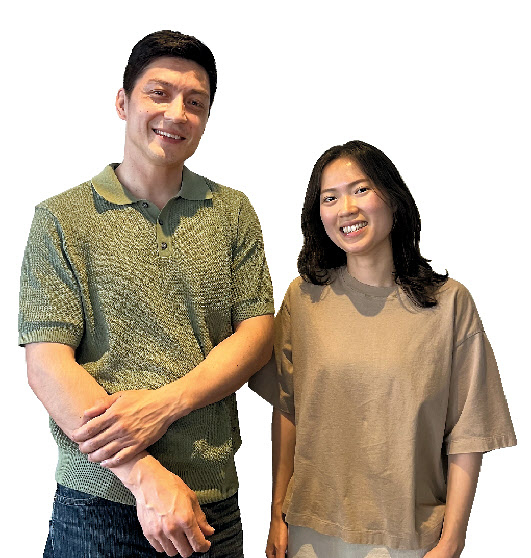 ▲ 어번디테일 텐들러 다니엘(왼쪽) 대표와 최지희 대표.