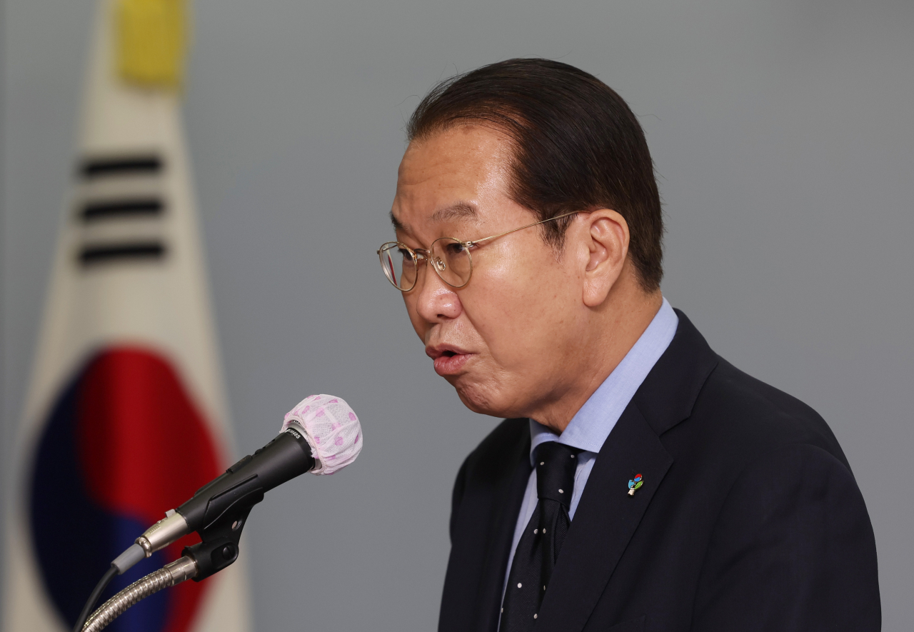 권영세 통일부 장관은 21일 출입기자단과 가진 간담회에서 리선권 북한 통일전선부장과 언제, 어디서든 대화할 용의가 있다고 밝혔다. 자료사진. [연합]