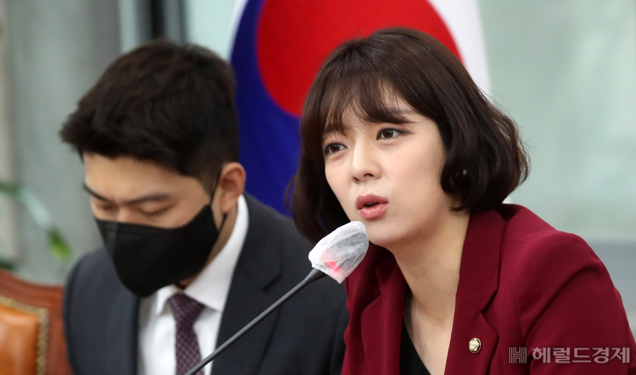 배현진 국민의힘 최고위원이 23일 서울 여의도 국회에서 열린 국민의힘 최고위원회의에서 발언하고 있다. [이상섭 기자]