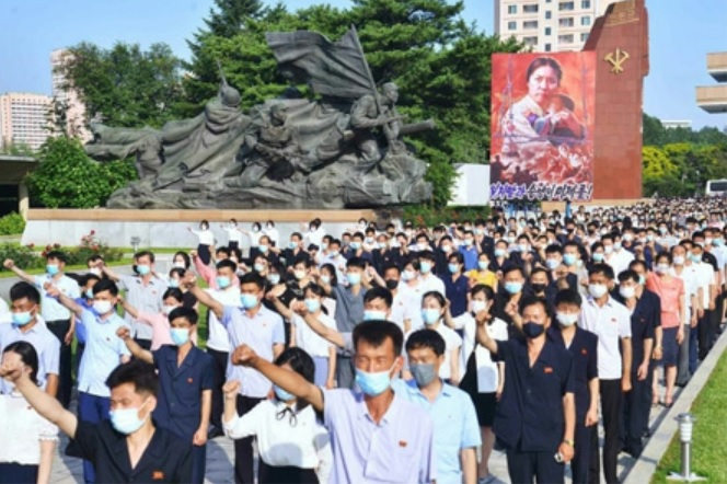 조선중앙통신은 근로자와 청년대학생 등이 조국해방전쟁승리기념관 교양마당에서 6·25 미제반대투쟁의 날 평양시군중집회를 열었다고 보도했다. [조선중앙통신 홈페이지]