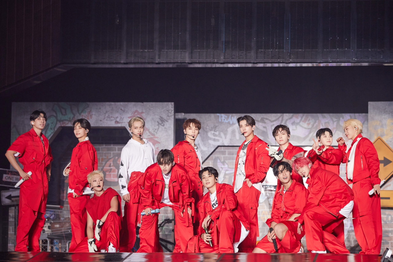 Herald Review] Even after 7 years, Seventeen strives to be a