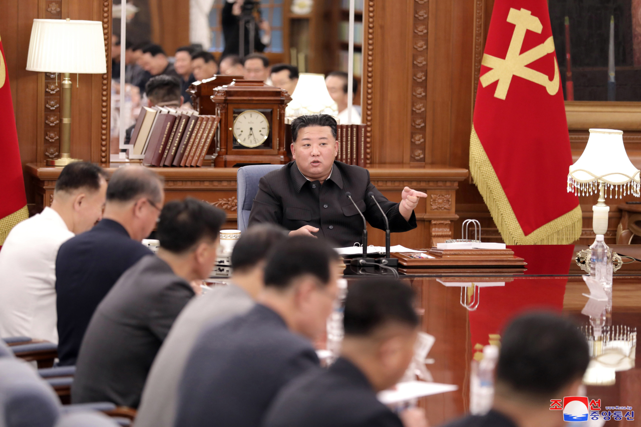 North Korean leader Kim Jong-un speaks during a meeting of the secretariat of the central committee of the North's ruling Workers' Party in Pyongyang on Monday in this photo released by the North's Korean Central News Agency. (Yonhap)