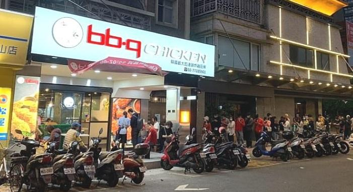 제너시스BBQ가 엔데믹 전환에 따라 가맹문의가 급증하면서 올해 대만에서만 7개 매장의 추가 오픈 계획을 세우고 대만 전역으로 영업망을 확장해나갈 예정이다. [제너시스BBQ 제공]