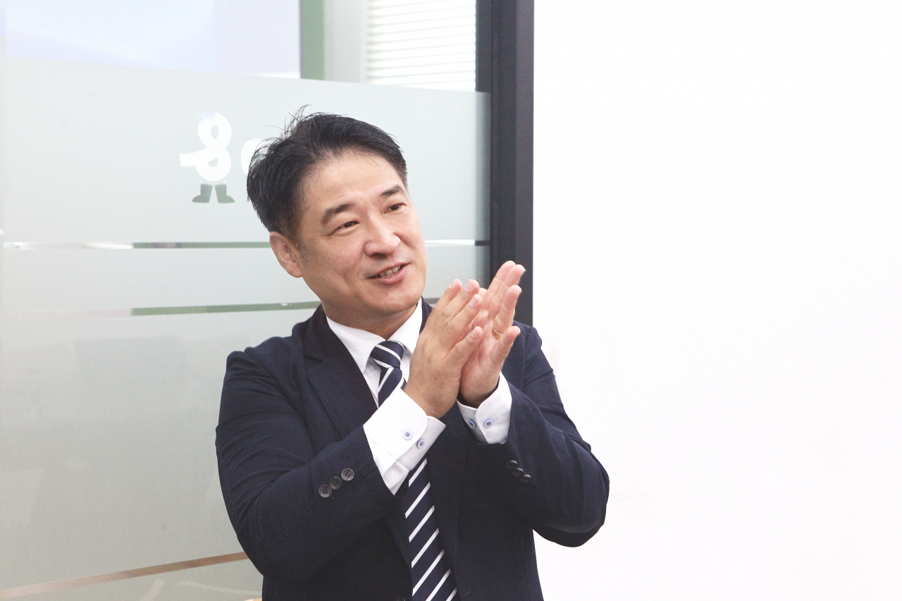 최찬욱 오토앤 대표가 경기 안양 본사에서 회사 비전과 경영계획에 대해 설명하고 있다. [오토앤 제공]