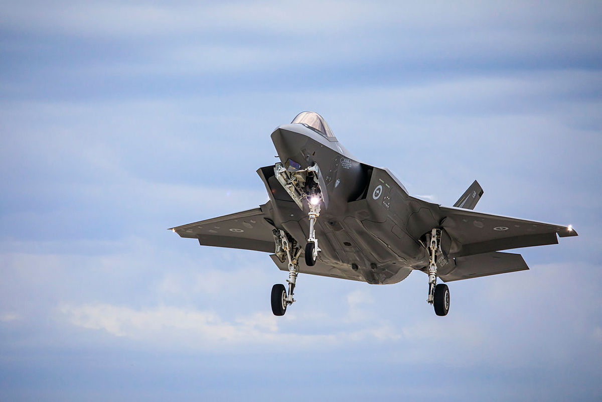 국방부는 5일 미국 알래스카 아일슨 기지의 F-35A 6대가 한반도에 전개했다며 오는 14일까지 한국 공군과 연합훈련을 시행할 예정이라고 밝혔다. 자료사진. [헤럴드DB]