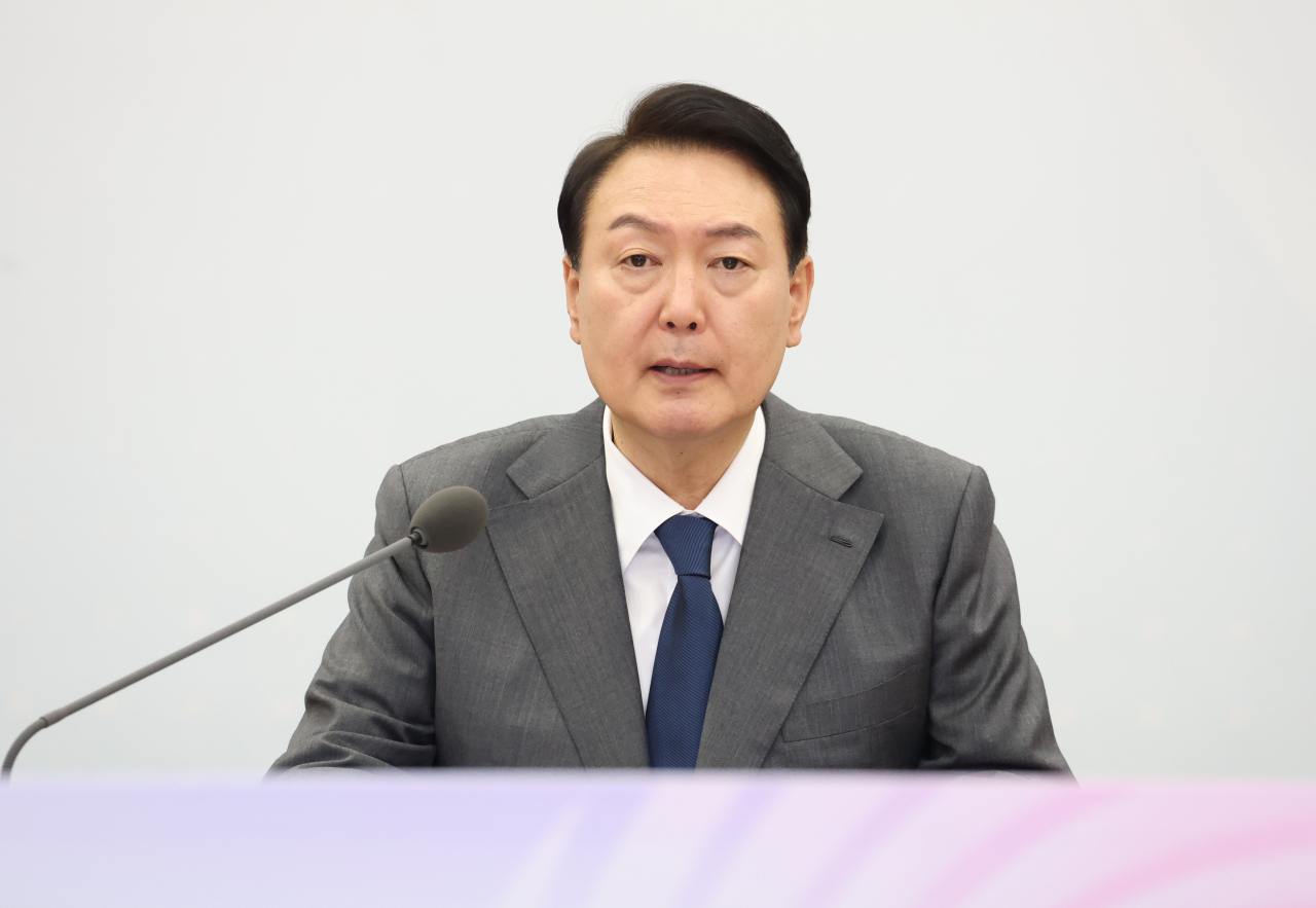 윤석열 대통령이 6일 오전 충남 계룡대에서 열린 전군 주요지휘관회의에서 발언하고 있다. [연합]