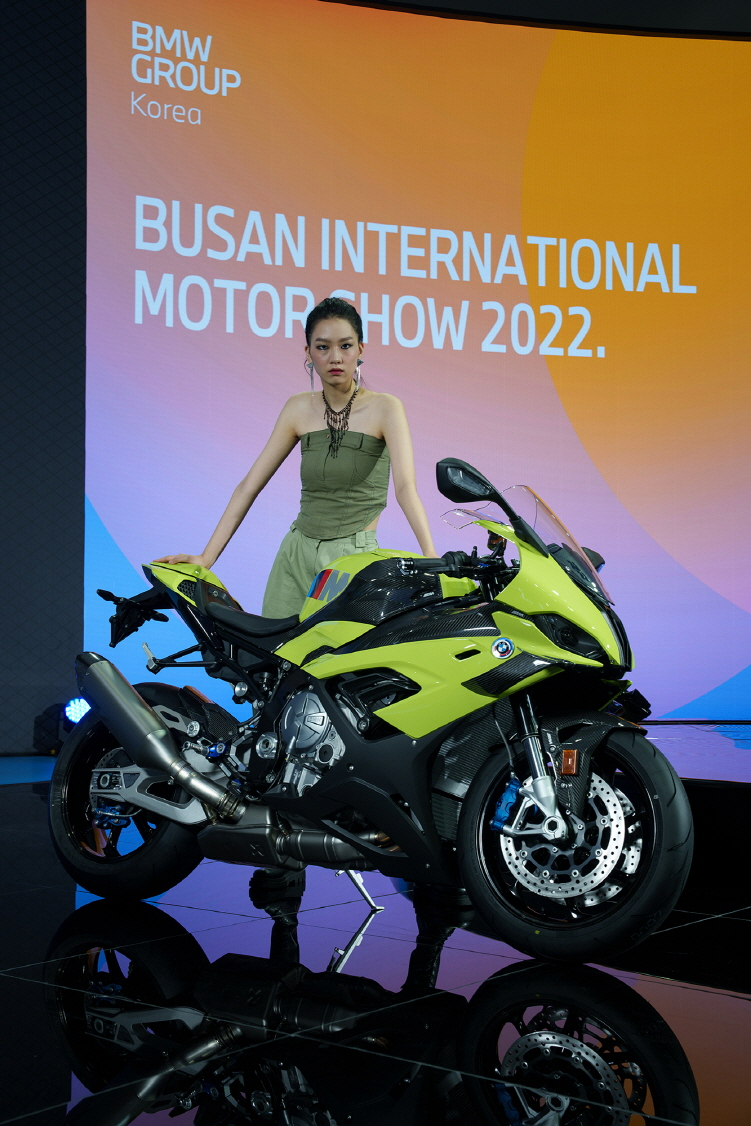 BMW M 1000 RR 50 Years M. [BMW 그룹 코리아 제공]