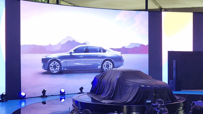 14일 부산국제모터쇼에서 공개된 BMW i7. 원호연 기자