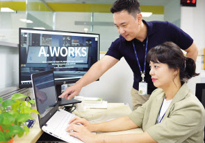 포스코ICT가 자체 개발한 RPA(Robotic Process Automation)를 신협중앙회에 공급한다고 18일 밝혔다. [포스코ICT 제공]