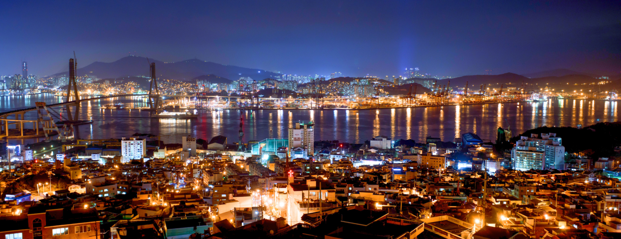 영도에서 본 부산항 대교