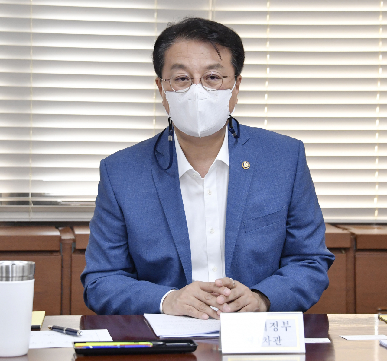 방기선 기획재정부 제1차관이 19일 정부서울청사에서 열린 '온실가스 국제감축 전문가 간담회'를 주재하고 있다. [기획재정부 제공]