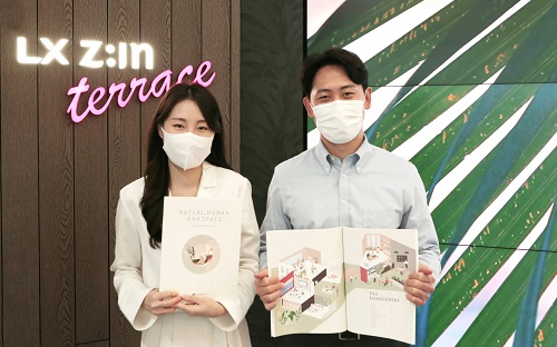 LX하우시스가 인테리어 업계 최초로 ESG평가에서 통합 A등급을 받았다. [LX하우시스 제공]