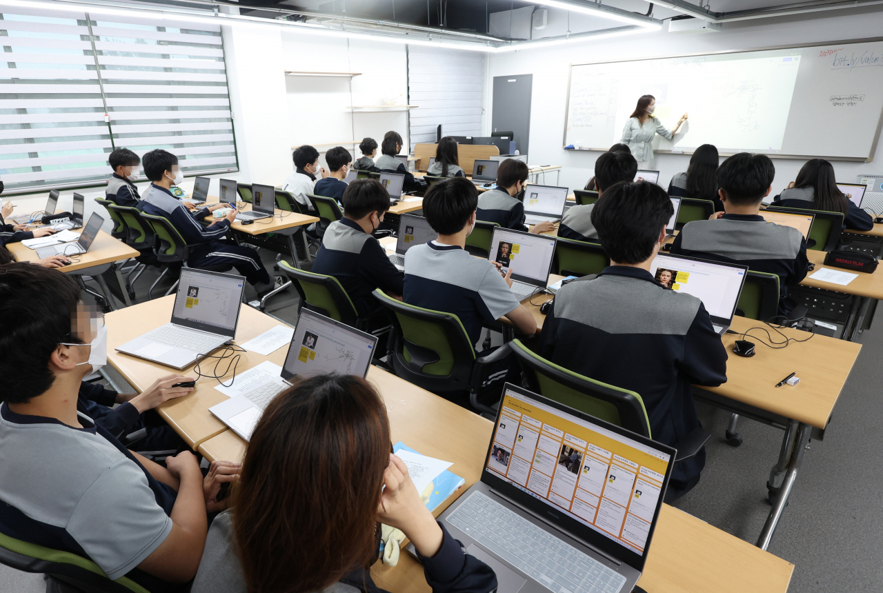 지난 13일 서울 시내 한 중학교의 수업 모습(사진은 기사 내용과 무관함). [연합]