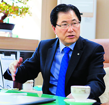 신우철 완도군수