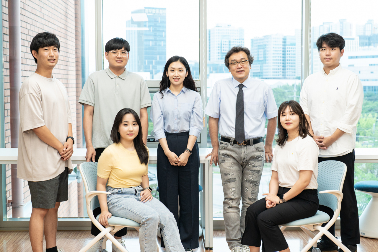 남정석(윗줄 왼쪽 네번째) 교수 연구팀.[GIST 제공]
