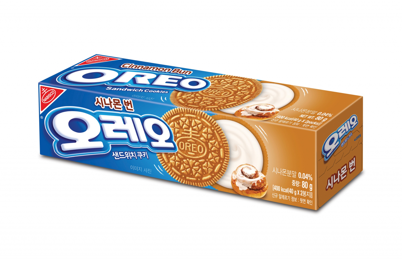 동서식품이 신제품 '오레오 시나몬 번 샌드위치 쿠키'를 출시했다. [동서식품 제공]