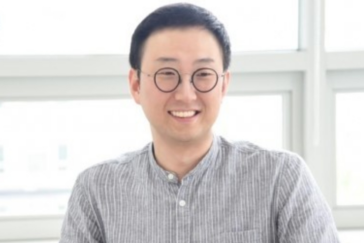 명함관리 앱 리멤버 운영사 '드라마앤컴퍼니'를 운영하는 최재호 대표. 지난해 1600억원 시리즈D 투자 유치 후 올해만 3곳의 회사를 인수하며, 공격적인 M&A에 나서고 있다. [드라마앤컴퍼니 제공]