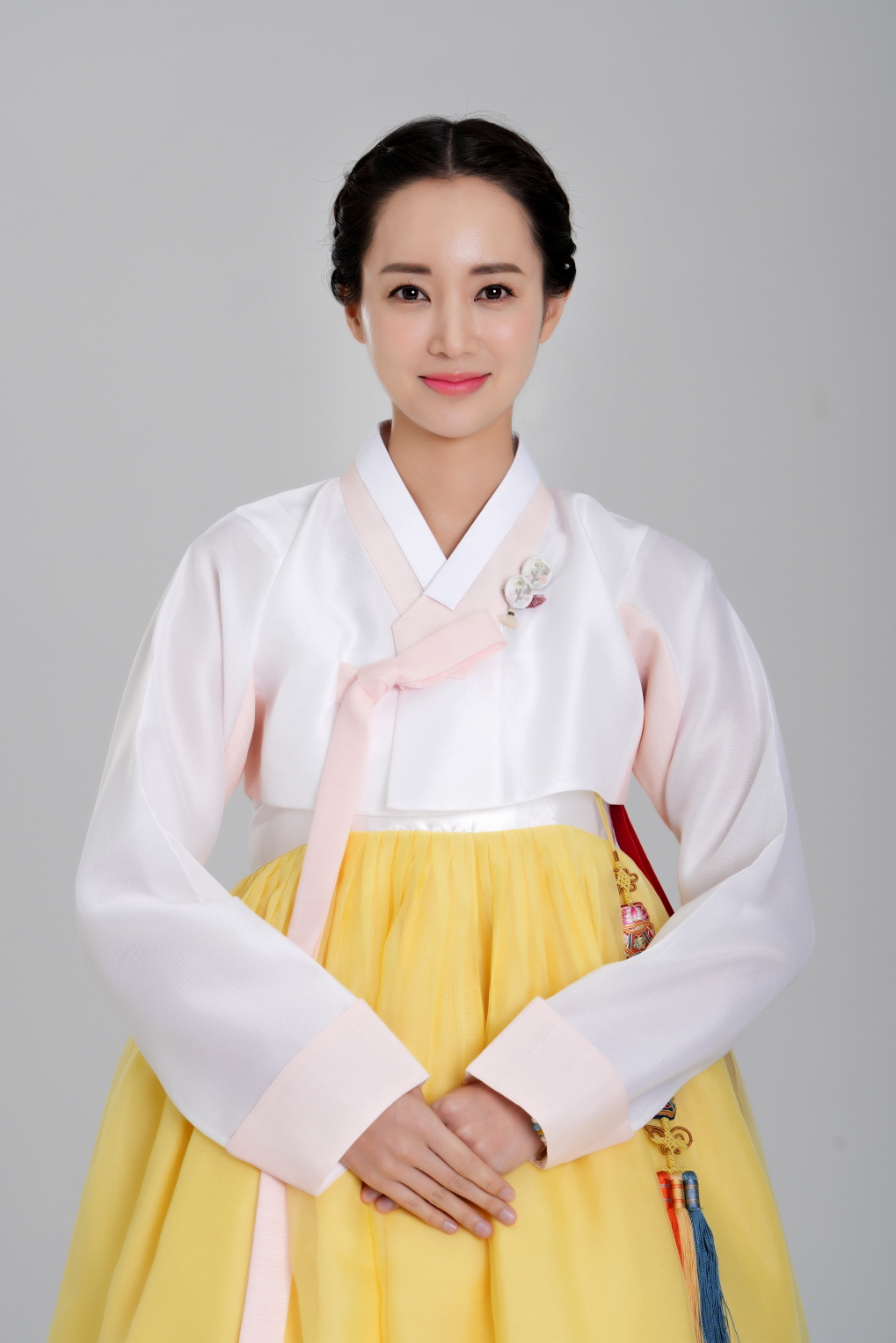 속촌아씨의 ‘실사’는 배우 김하린이 모델이다.