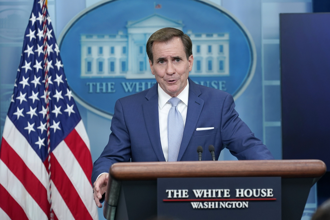 존 커비 백악관 국가안보회의(NSC) 전략소통조정관이 2일(현지시간) 낸시 펠로시 미 하원의장의 대만 방문과 관련해 기자회견을 가지고 있다. [AP]