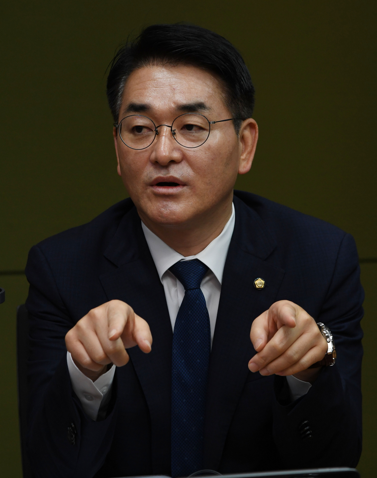 더불어민주당 박용진 당대표 후보가 9일 오전 서울 양천구 CBS사옥에서 열린 CBS라디오 '김현정의 뉴스쇼' 당대표 후보자 방송 토론회에 출연해 발언하고 있다. [연합]
