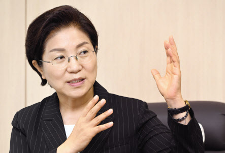 김미경 서울 은평구청장이 헤럴드경제와의 인터뷰에서 “교통인프라 확충으로 은평구를 서울의 새로운 경제교통 중심지로 만들겠다”고 말했다. 임세준 기자