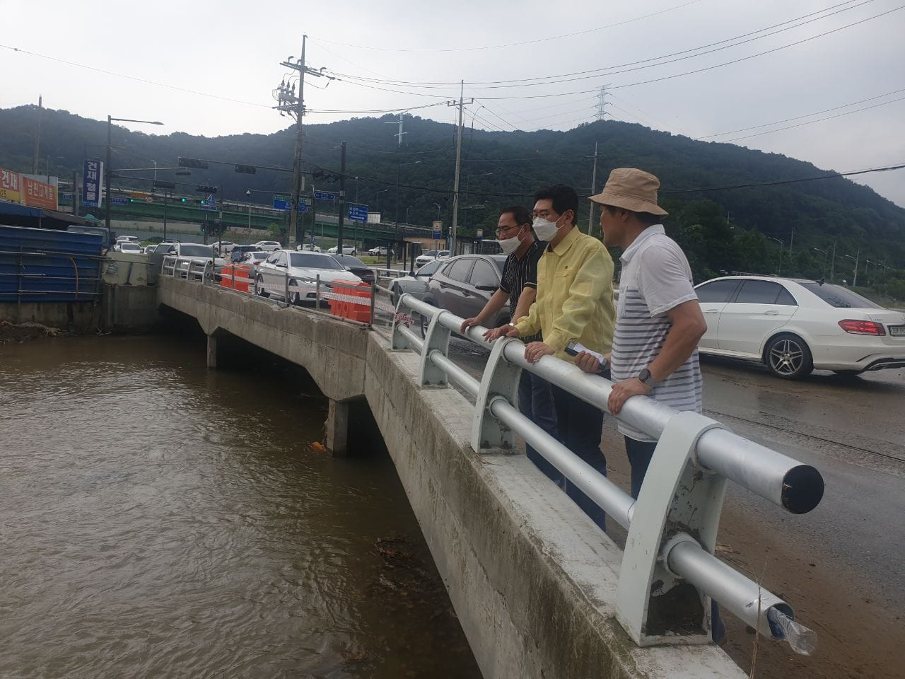 이상일 용인시장(가운데)