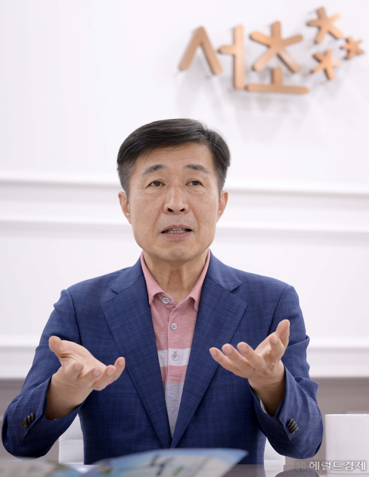 전성수 서울 서초구청장이 18일 헤럴드경제와 인터뷰를 진행하고 있다. 이상섭 기자