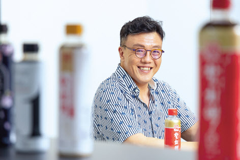 이재한 한라식품 대표는 “국내 최초로 개발한 참치액은 일본에도 없는 개념이며, 처음부터 한식의 감칠맛을 높이도록 만들었다”고 했다. [한라식품 제공]