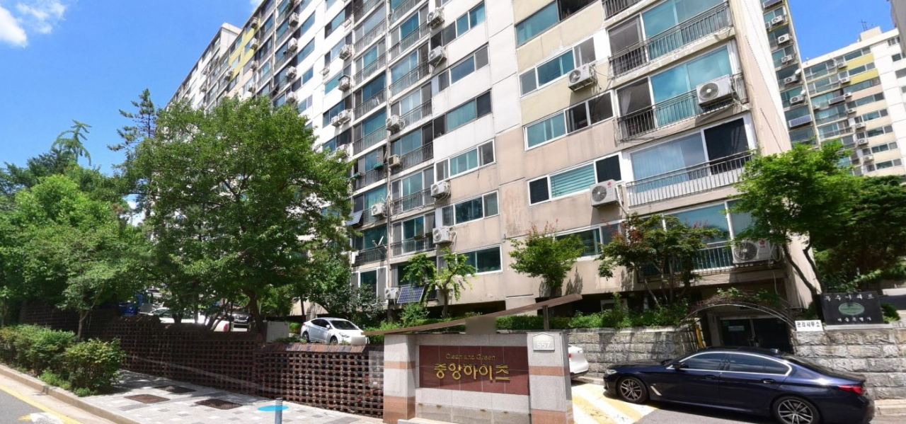 서울 강동구 상일동의 명일중앙하이츠.