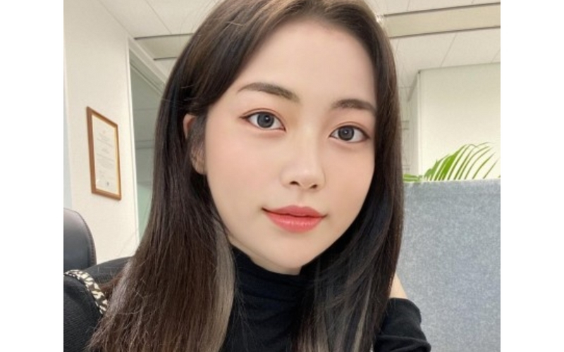 가상인간 리아.