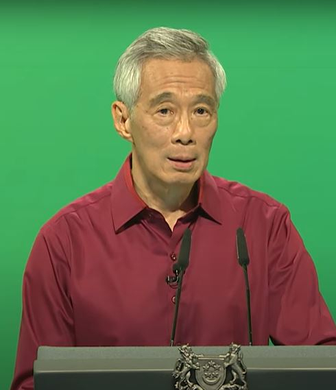 리셴룽 싱가포르 총리가 21일(현지시간) 대국민 연설을 하고 있다. [리셴룽 총리실 홈페이지]