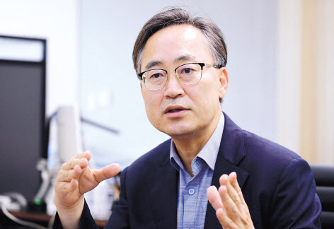 유성훈 서울 금천구청장이 23일 헤럴드경제와 인터뷰에서 “금천구를 전국에서 손꼽히는 혁신도시로 만들고 싶다”고 말했다. 이상섭 기자