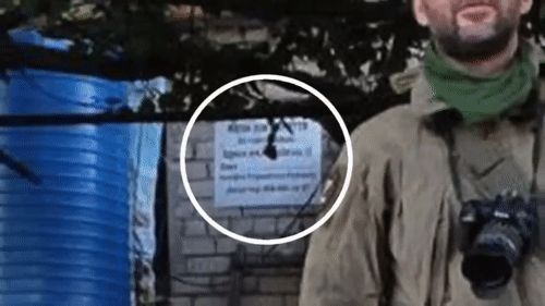 러시아 기자 소셜미디어(SNS)에 업로드된 사진 탓에 우크라이나 내 격전지인 동부 돈바스지역 루한스크주(州) 포파스나에 있던 러시아 비밀용병조직 바그너그룹 본부 주소가 그대로 노출됐다. [유튜브 'Defense Updates' 채널 캡처]